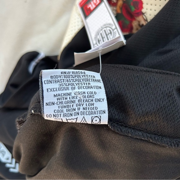 GTL4 baseball jersey style NWT with skull decal on both sleeves mesh material - Picture 8 of 8